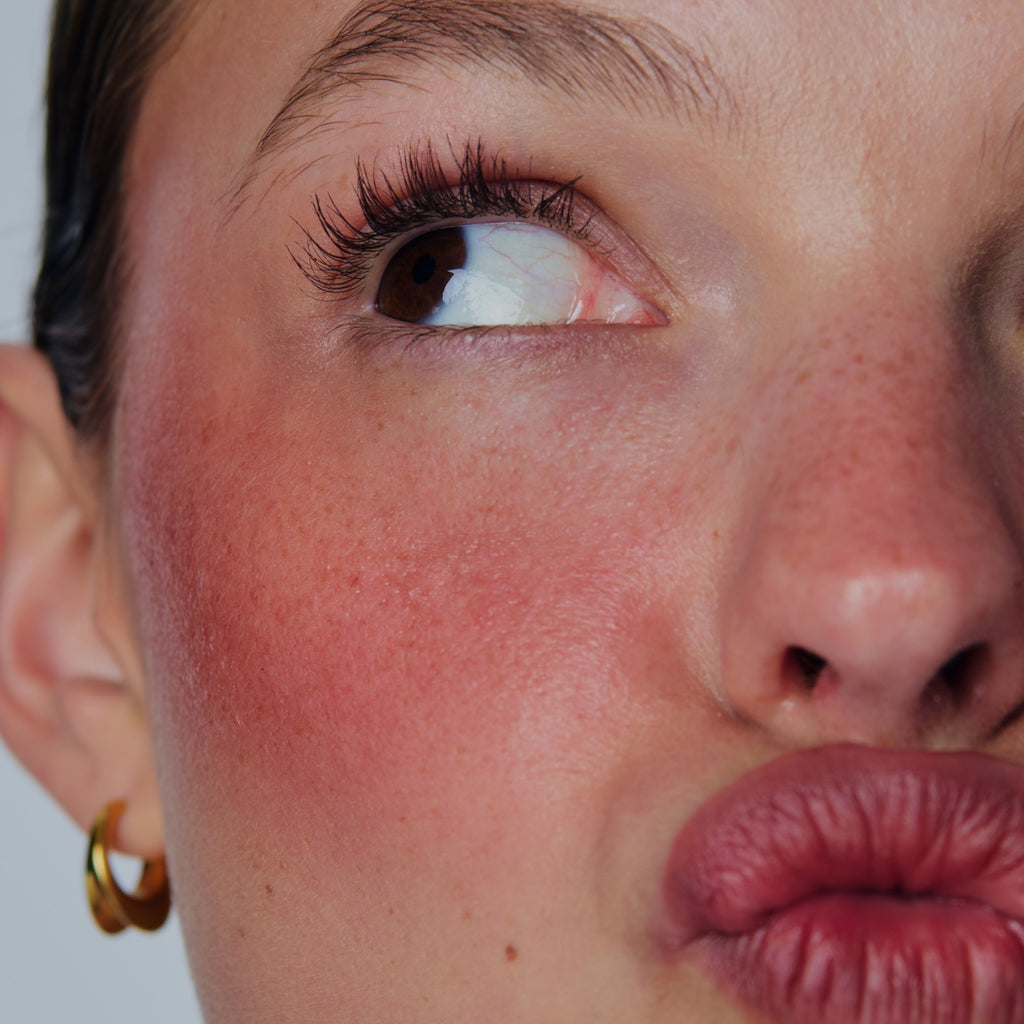 Rhode
pocket blush|toasted teddy