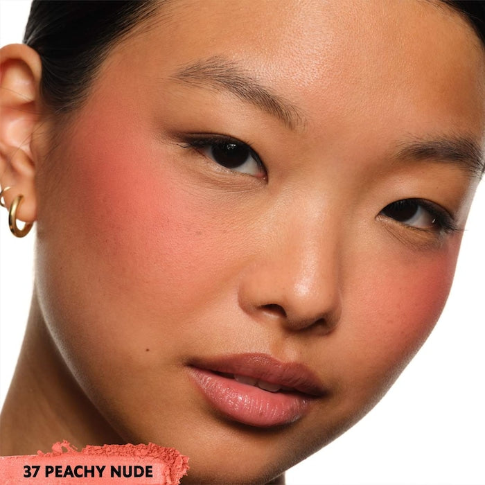 Yves Saint Laurent-
Make Me Blush 24H Buildable Powder Blush |37 PEACHY NUDE
