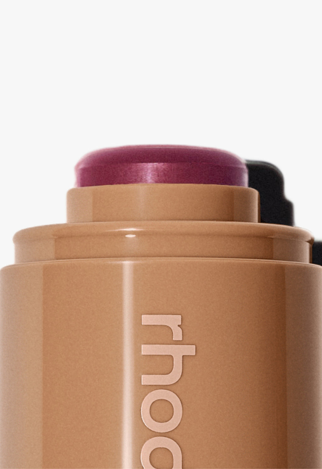 Rhode
pocket blush|PLUM