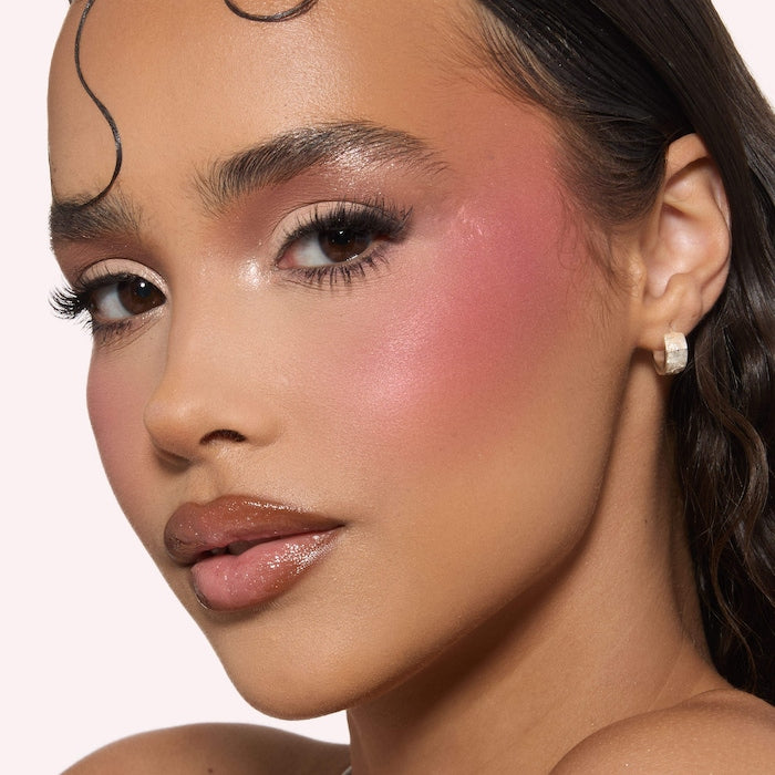 HUDA BEAUTY 
Blush Filter Blurring Blushlighters Palette| Rose Berry