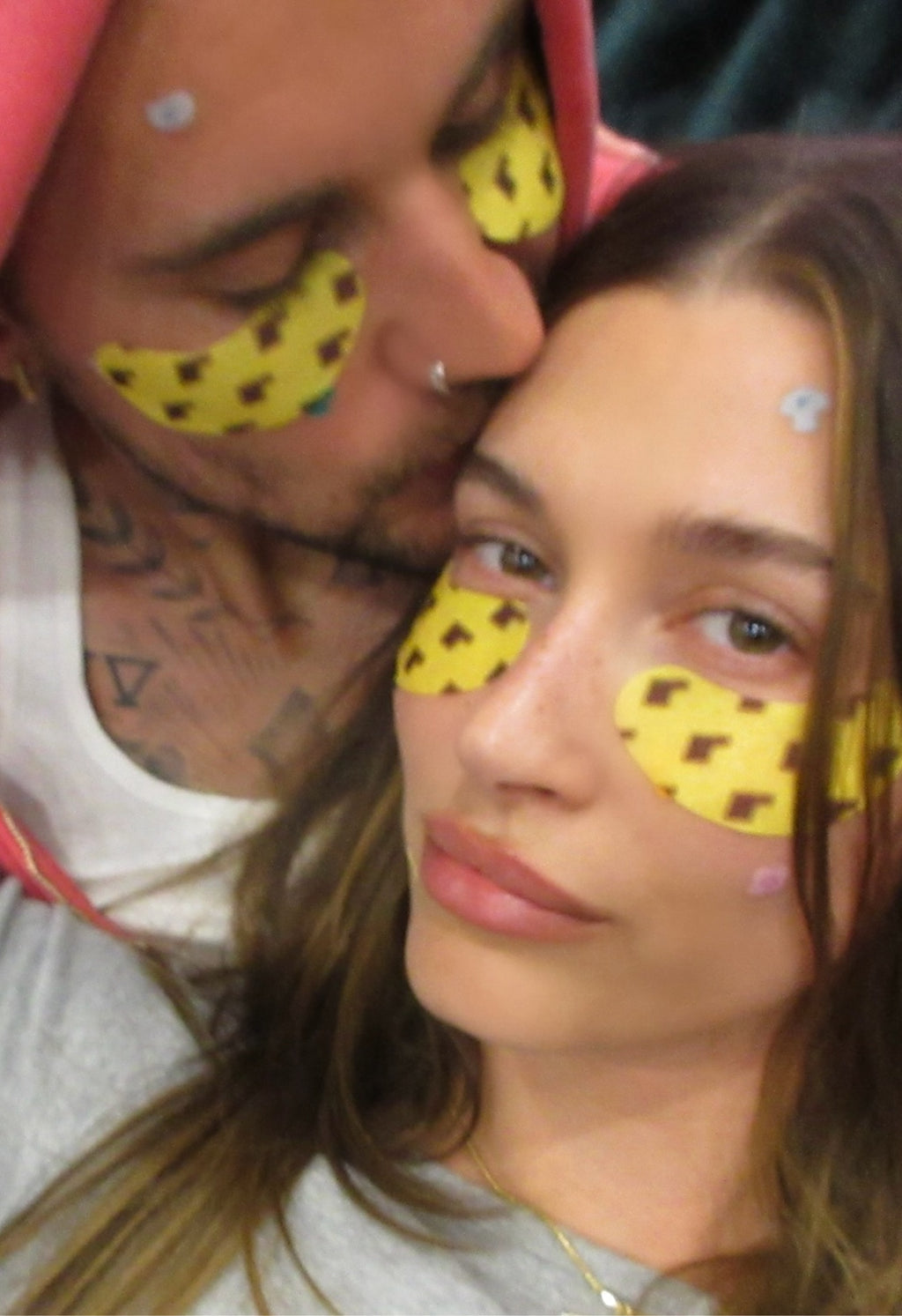Rhode peptide eye prep
DESIGNED WITH JUSTIN BIEBER